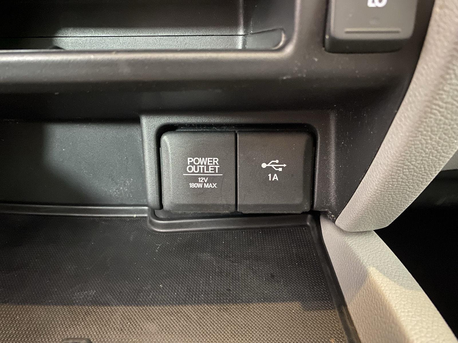 Used 2019 Forest Mist Metallic Honda RTL image 23