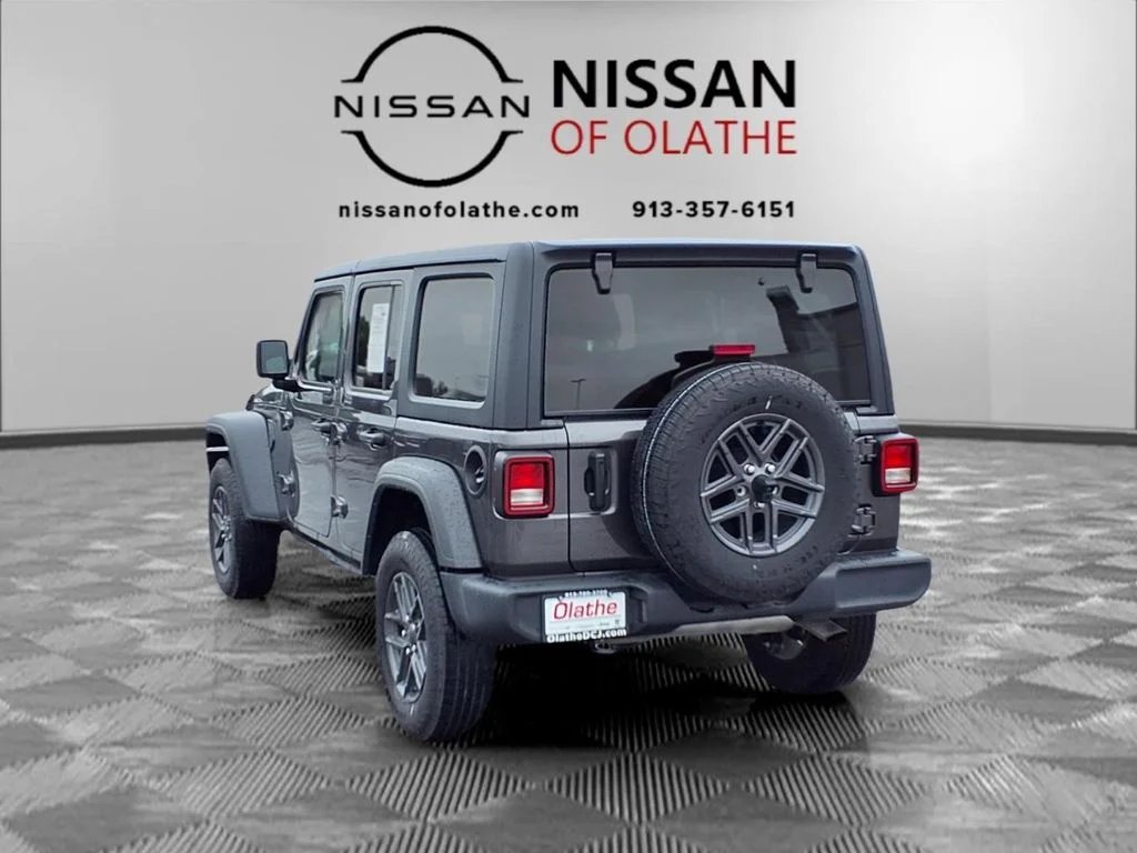 2025 Jeep Wrangler 4-Door Sport S - Photo 3