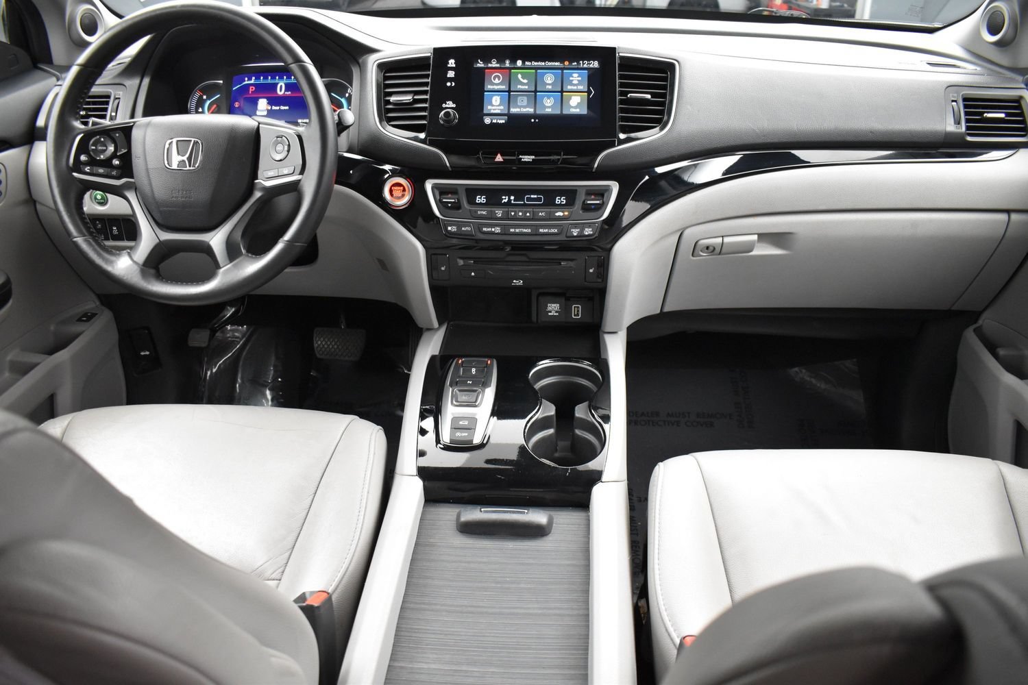 Used 2019  Honda Touring 7-Passenger image 6