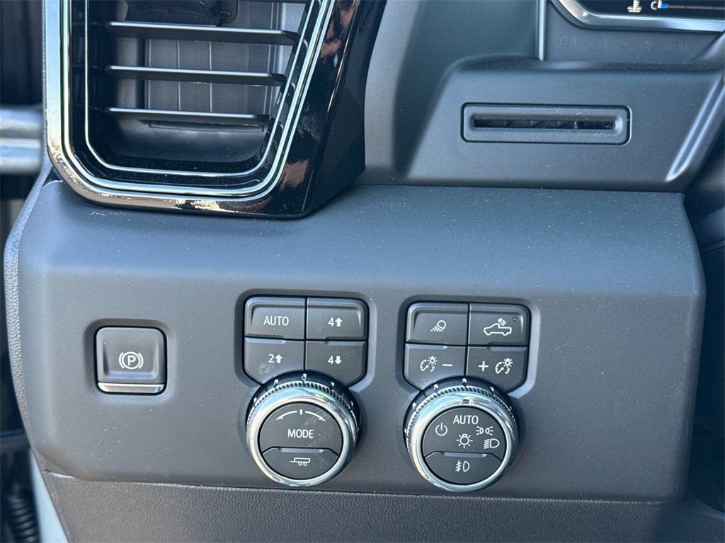 2026 GMC SIERRA - Image 18