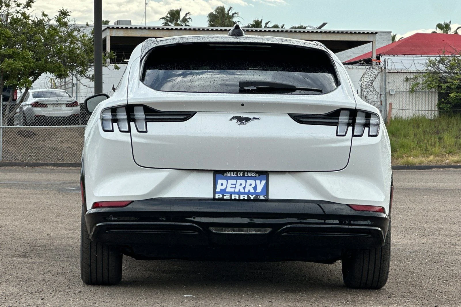 New 2026 Star White Metallic Tri-coat Ford Premium image 4