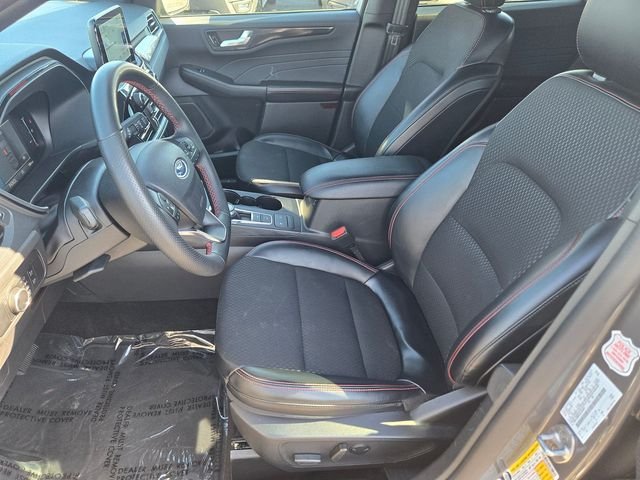 Used 2025 Gray Ford ST-Line image 10