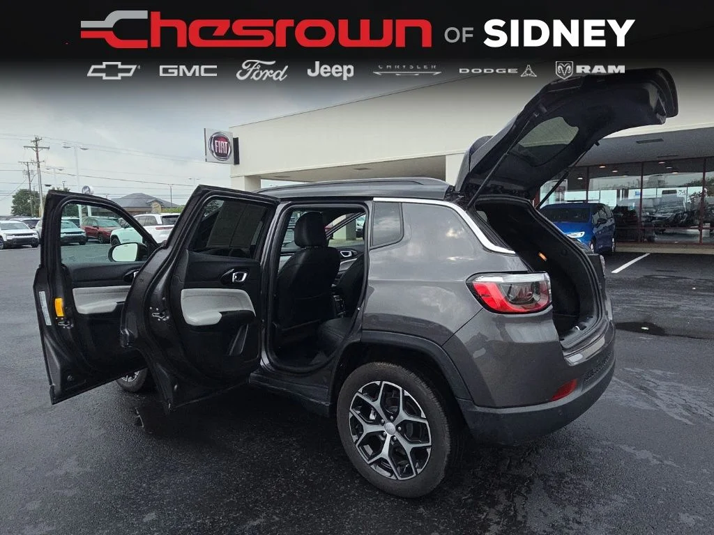 2024 Jeep Compass Limited - Photo 13
