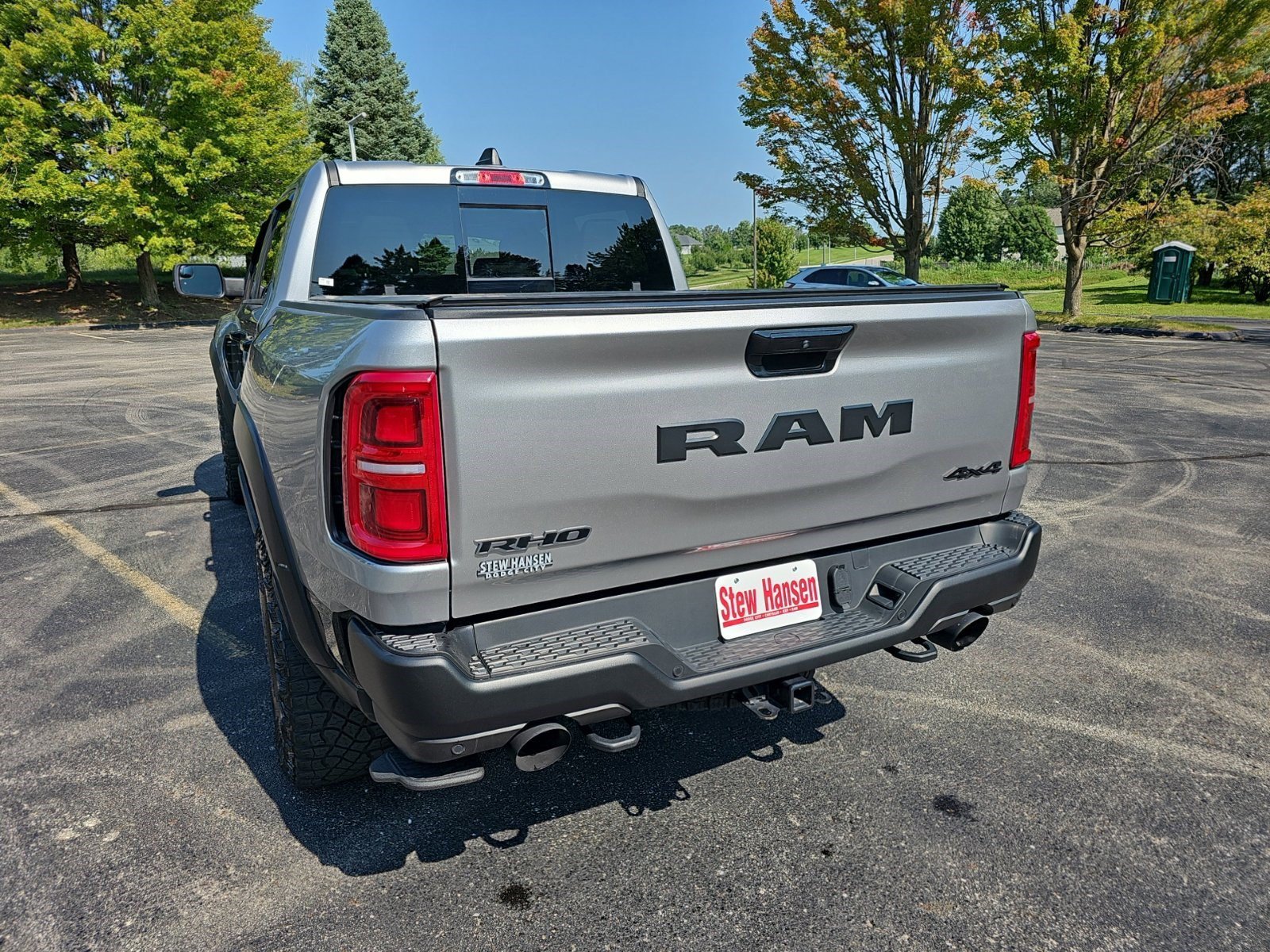 Photo 3