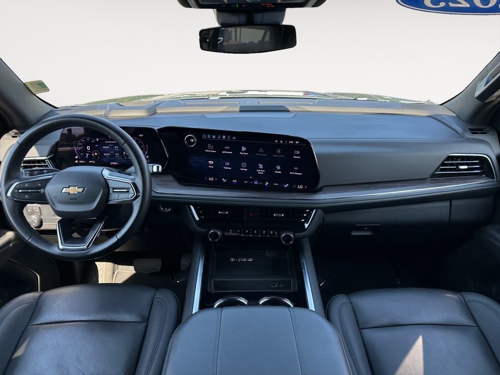 Used 2025 Gray Chevrolet LT image 10