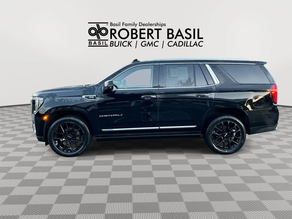 Used 2022 Black GMC Denali image 5