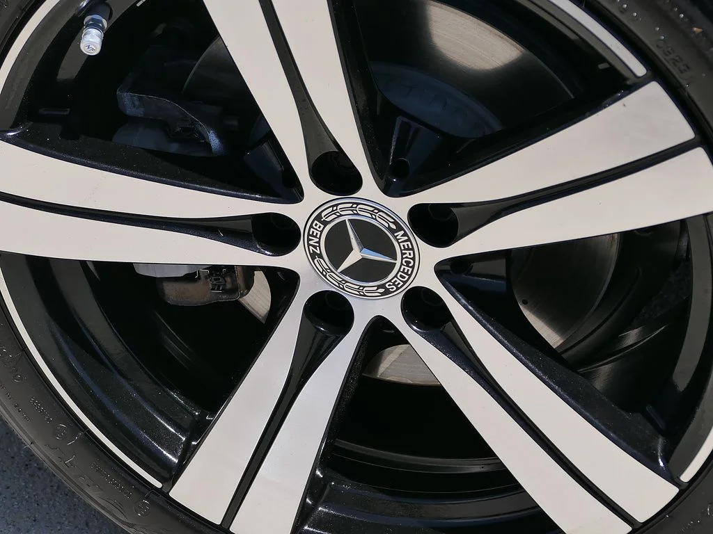 Used 2023 White Mercedes-Benz C 300 image 8