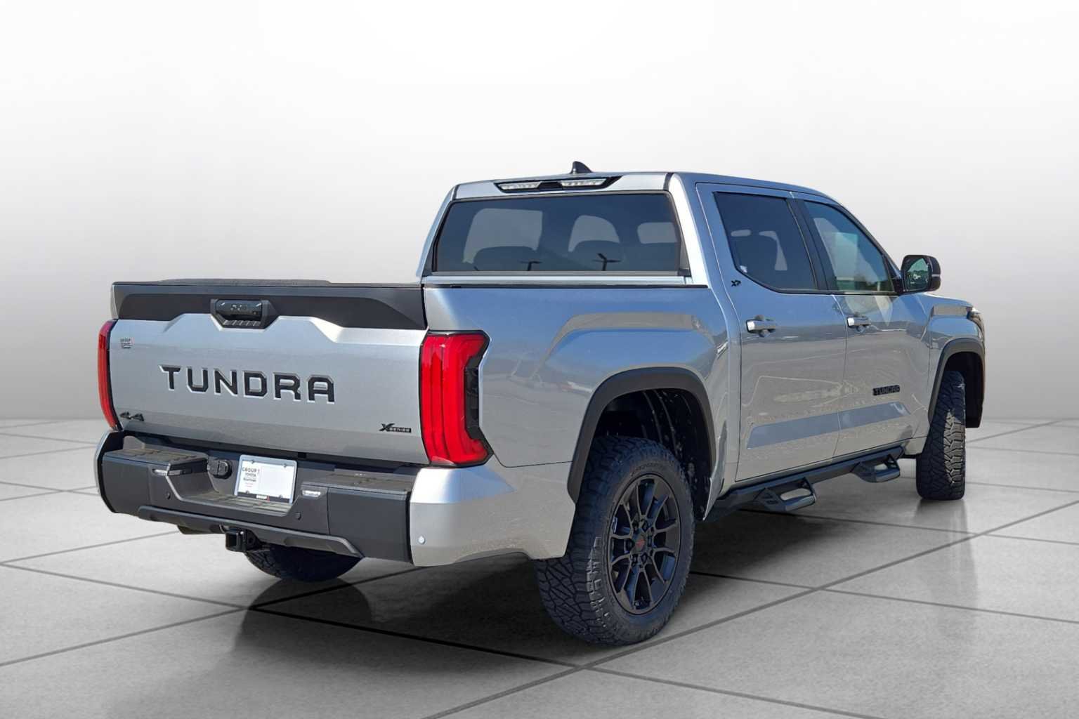 2026 Toyota Tundra SR5 - Photo 17