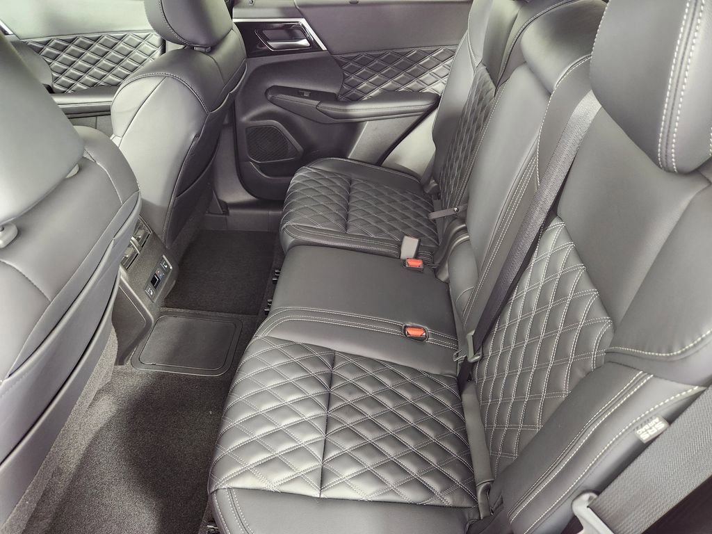 New 2026 Moonrock Gray Nissan Platinum image 21