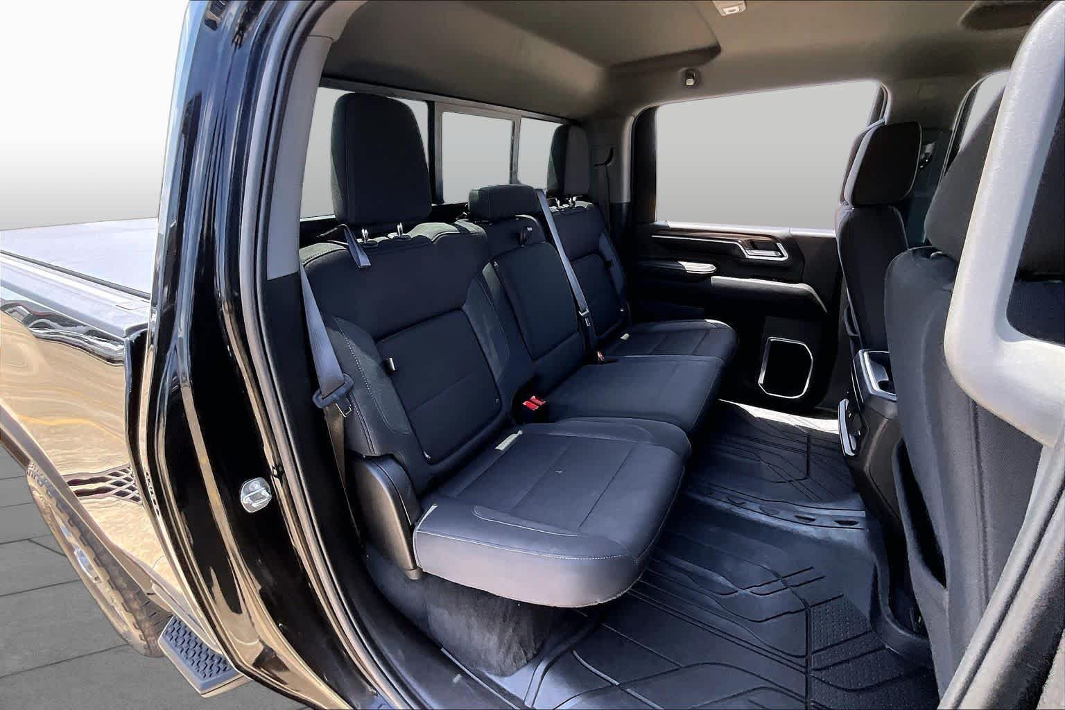 Used 2024 Black Chevrolet LT image 20