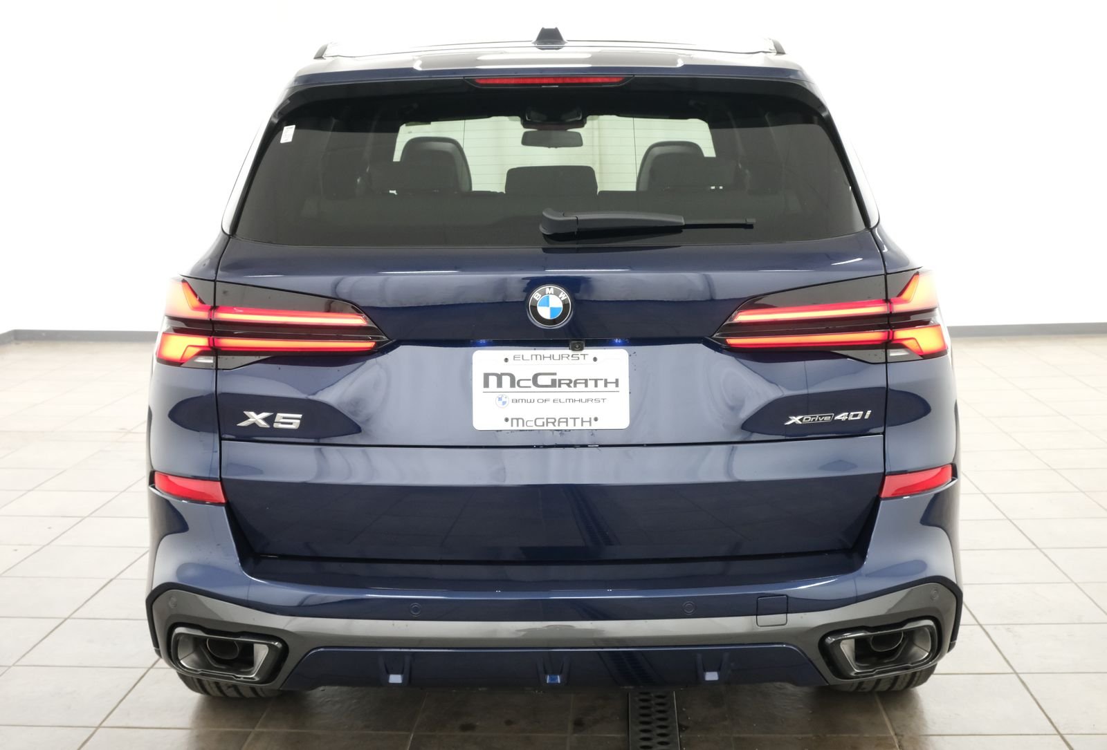New 2026 Tanzanite Blue II Metallic BMW xDrive40i image 5