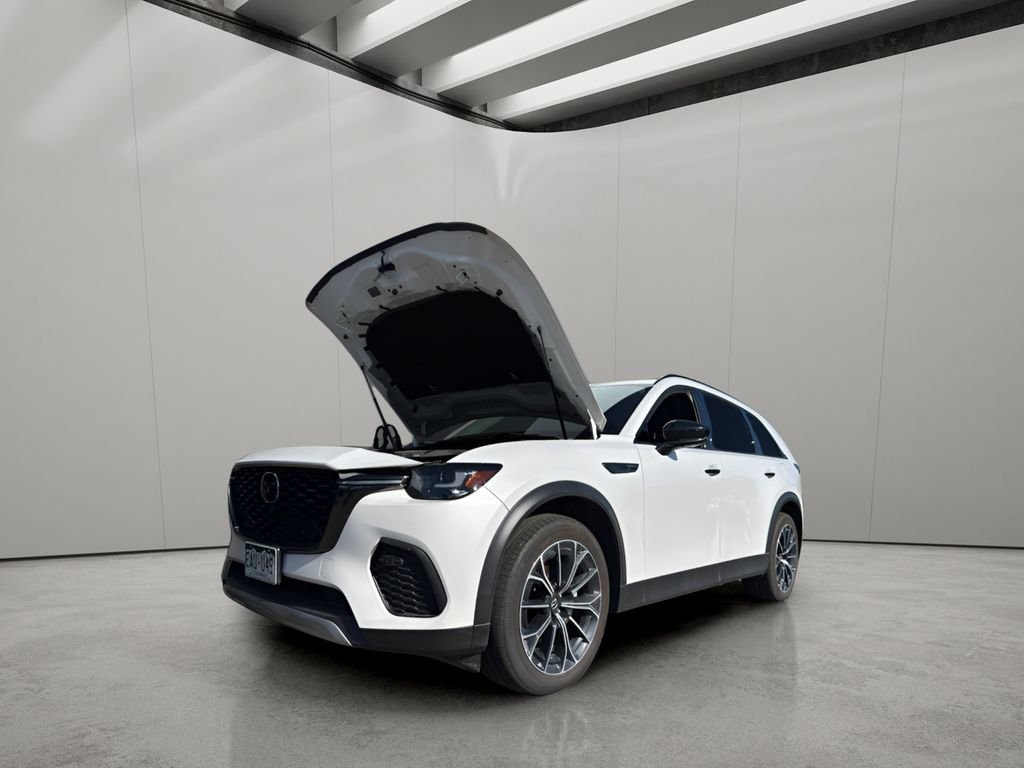 Used 2025 Rhodium White Premium Mazda Premium Package image 5