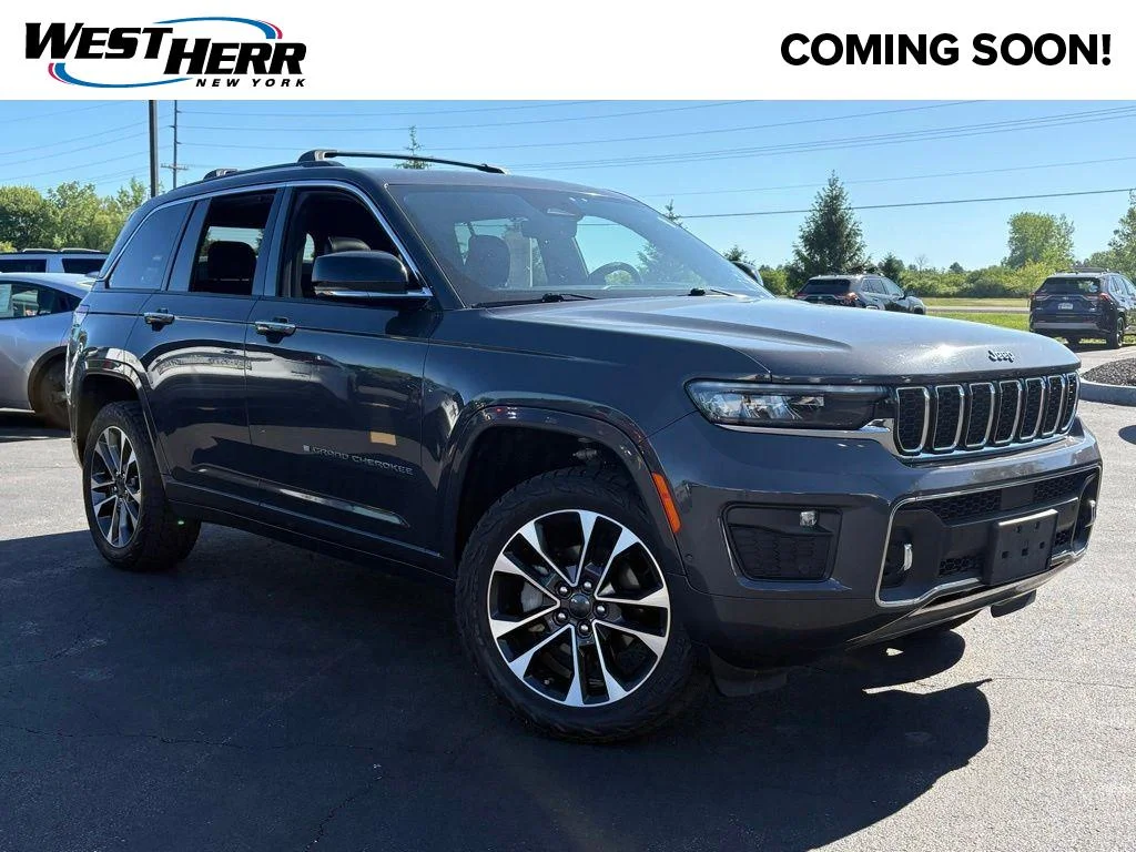 Used 2024 Baltic Gray Metallic Clearcoat Jeep Overland image 1