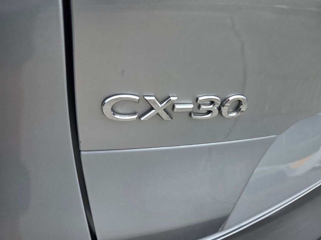 Used 2021 Silver Mazda Select image 10