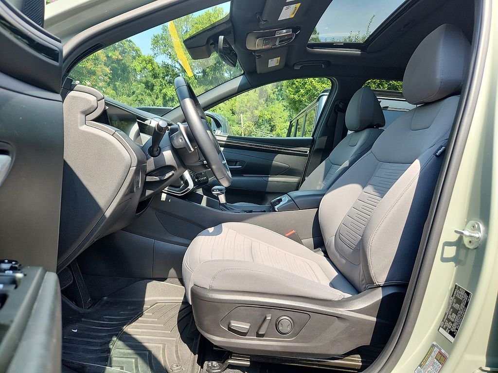 Used 2022 Sage Hyundai SEL Premium image 13