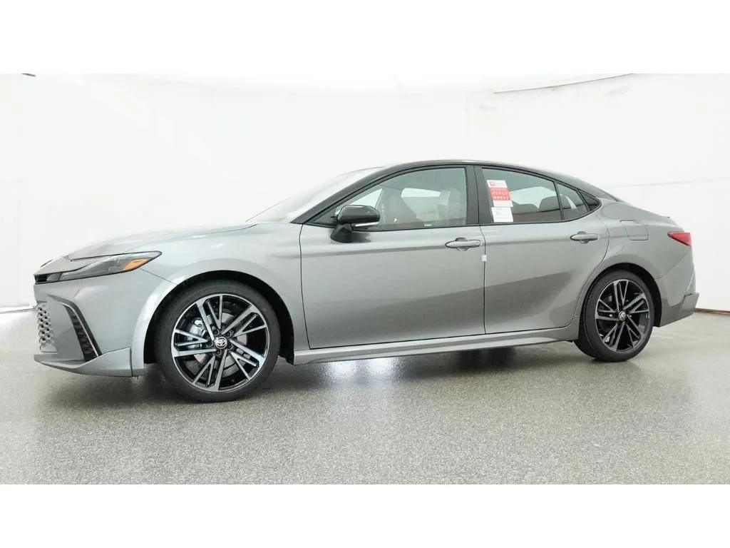 New 2026 Heavy Metal with Midnight Black Metallic roof Toyota XSE image 40