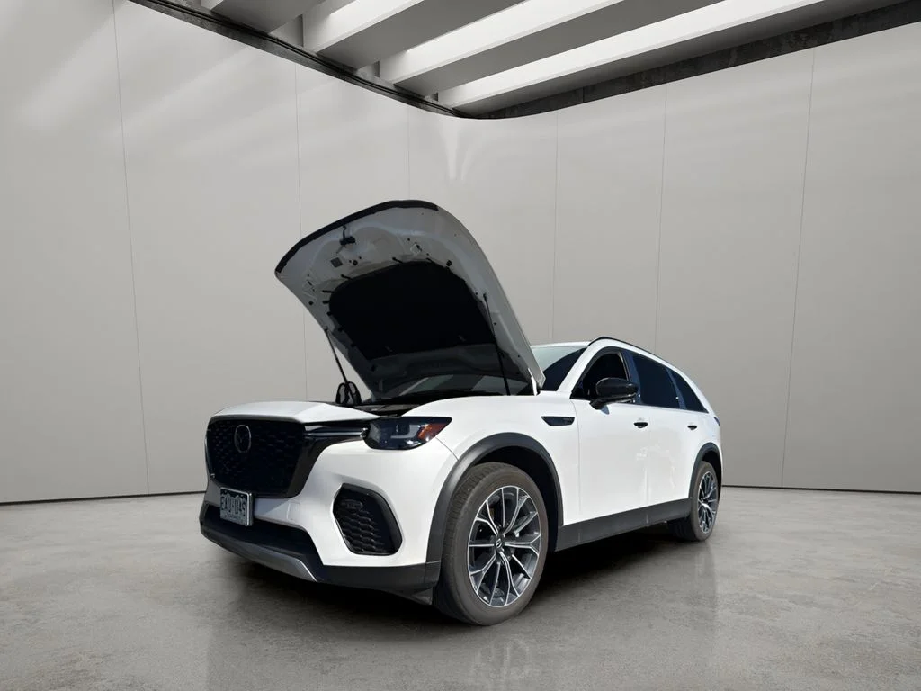 Used 2025 Rhodium White Premium Mazda Premium Package image 5