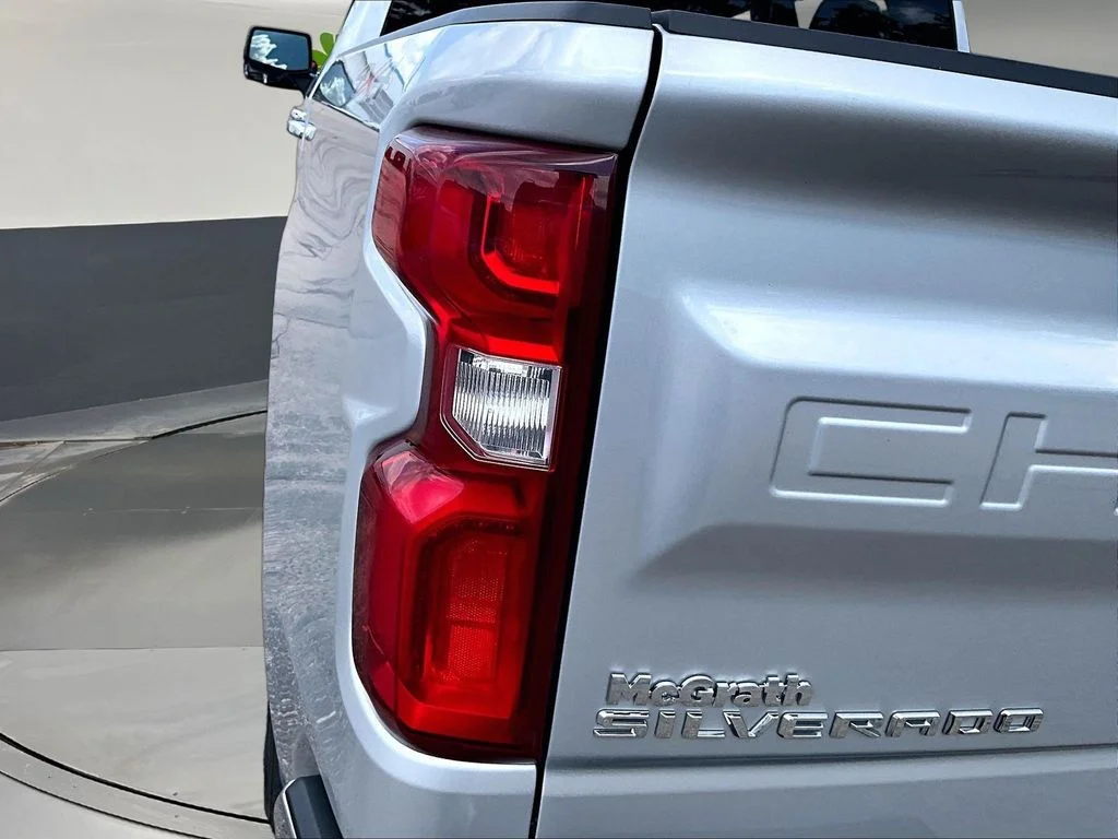 Certified Used 2021 Silver Chevrolet LTZ image 27
