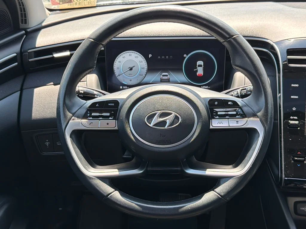 Used 2023 Black Hyundai SEL image 24