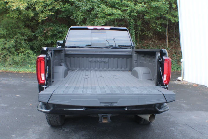 Certified Used 2021 ONYX BLACK GMC AT4 image 22