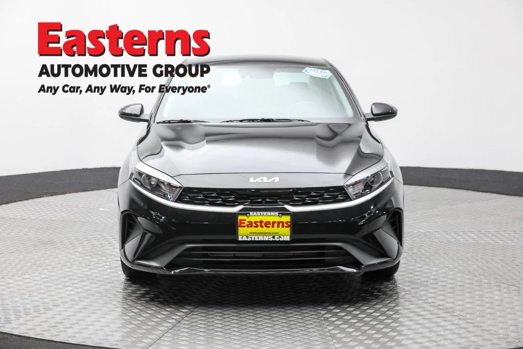 Used 2024 Black Kia LXS image 2