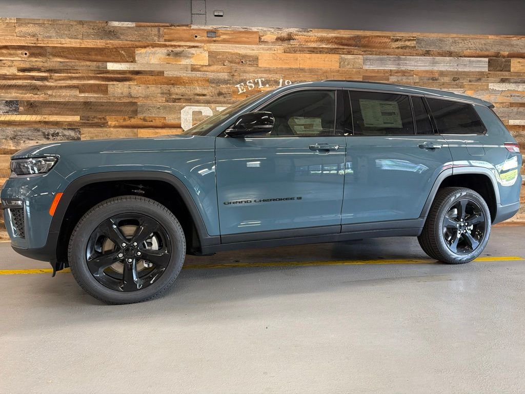 New 2026 Steel Blue Jeep Limited image 17