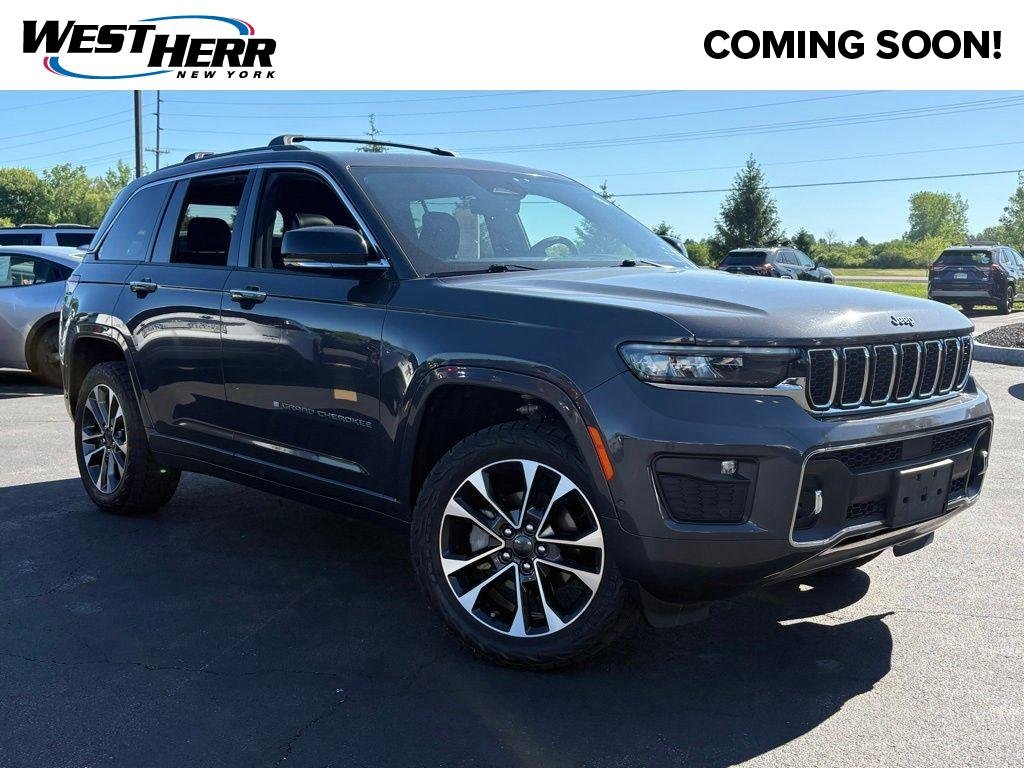 Used 2024 Baltic Gray Metallic Clearcoat Jeep Overland image 1