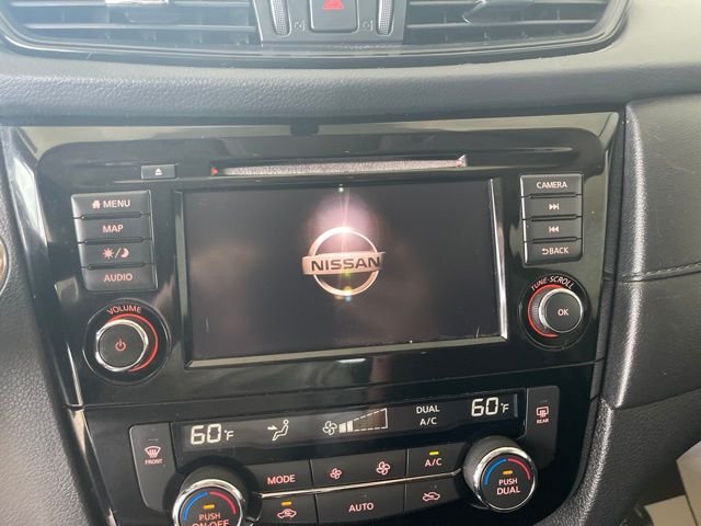 Used 2018 Red Nissan SV image 26