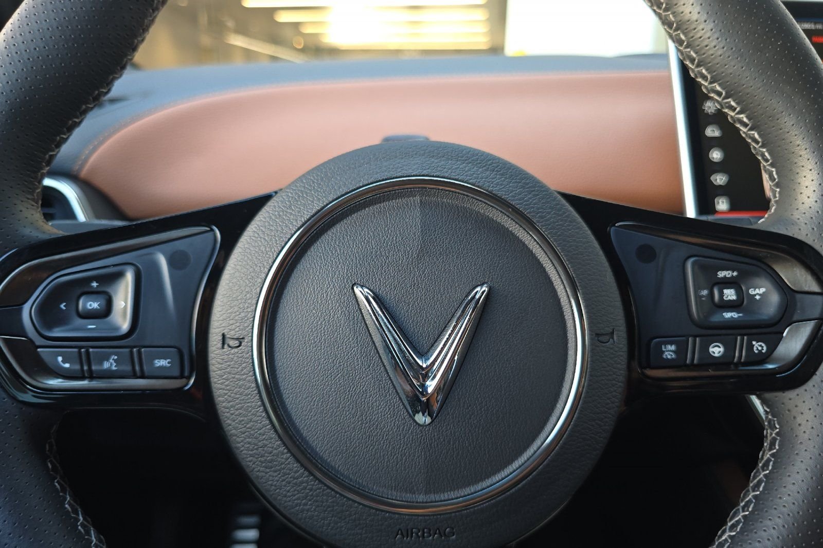 Used 2023  VinFast Plus image 26