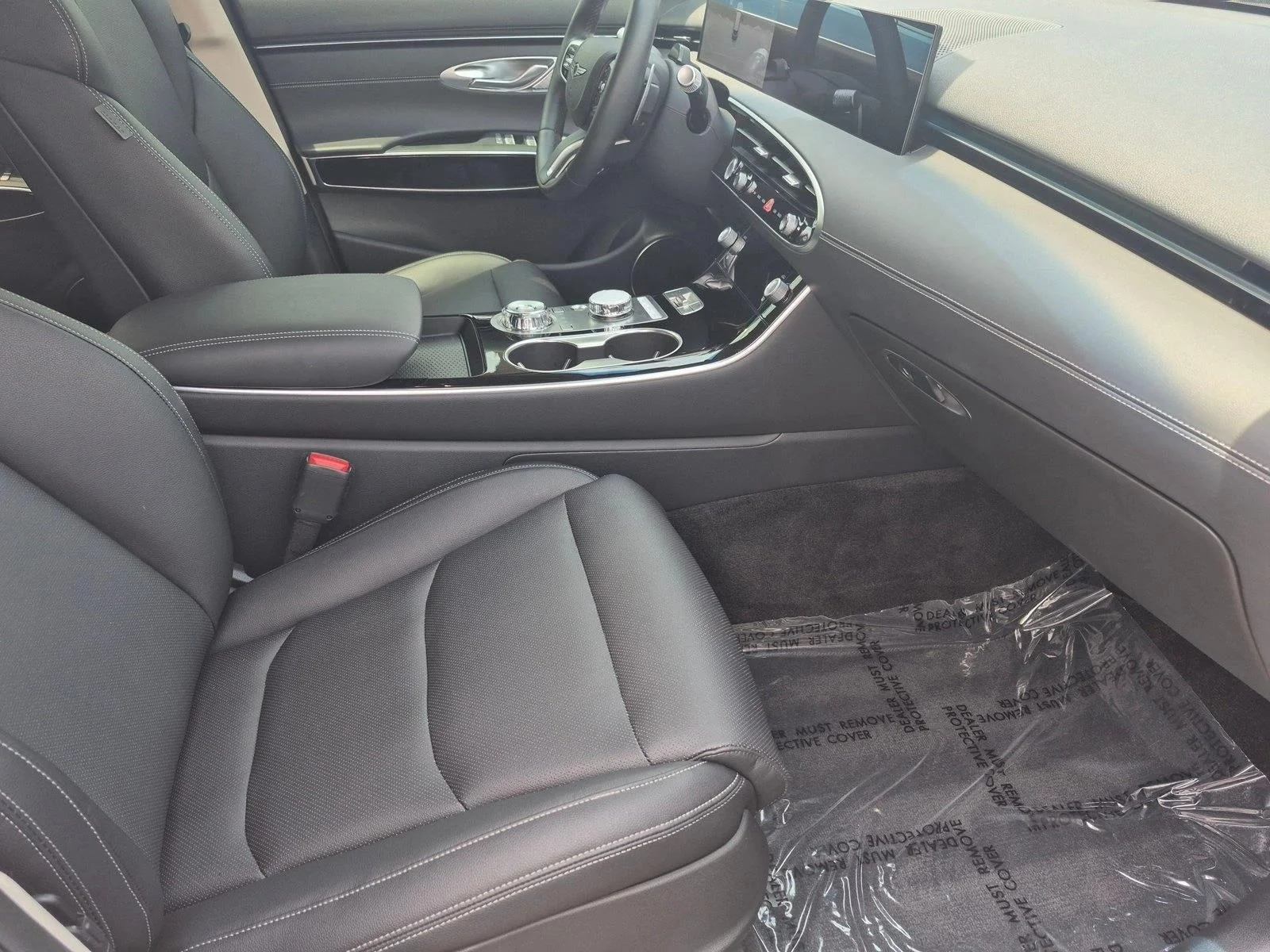 2026 GENESIS GV70 Standard - Photo 20