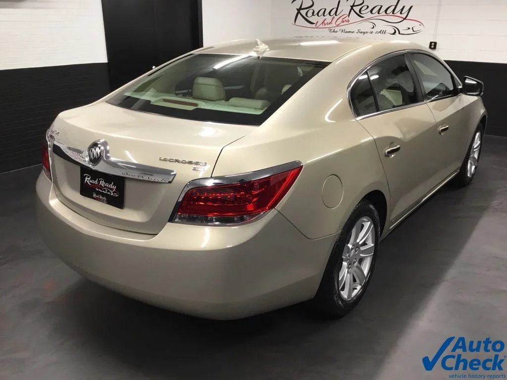 Used 2010 Gold Buick CXL image 11