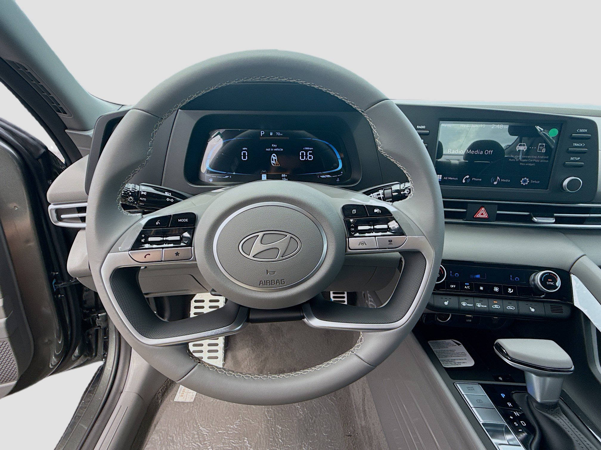 New 2026 Amazon Gray Hyundai SEL Sport Premium image 32