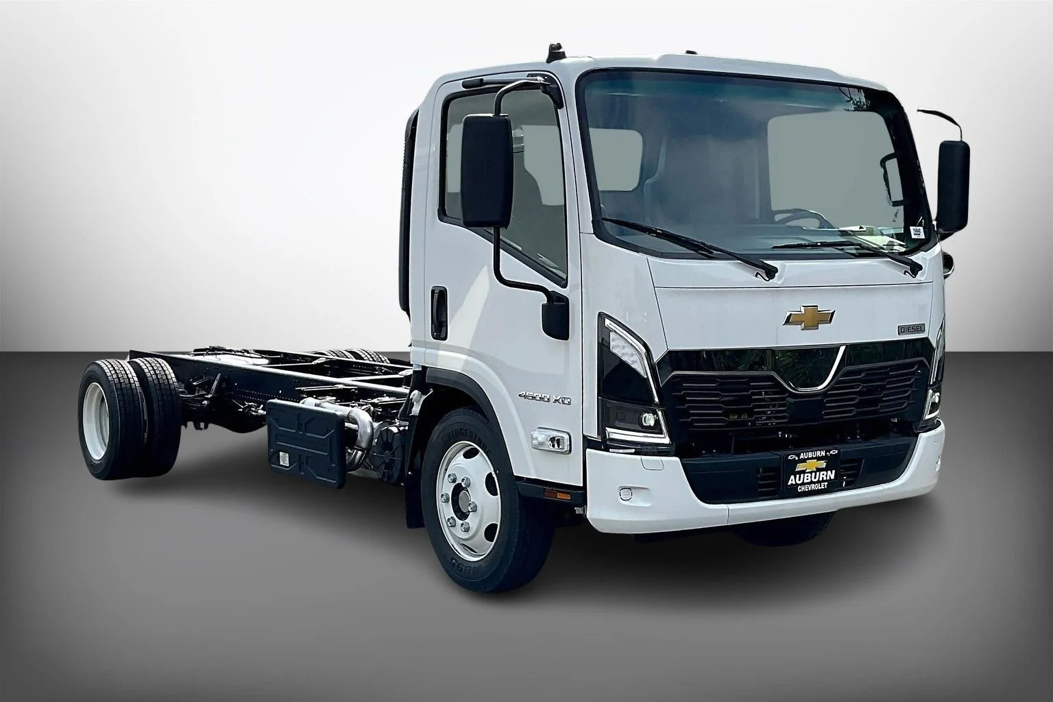 2025 Chevrolet Low Cab Forward 4500XD Diesel 176" WB Regular Cab's photo