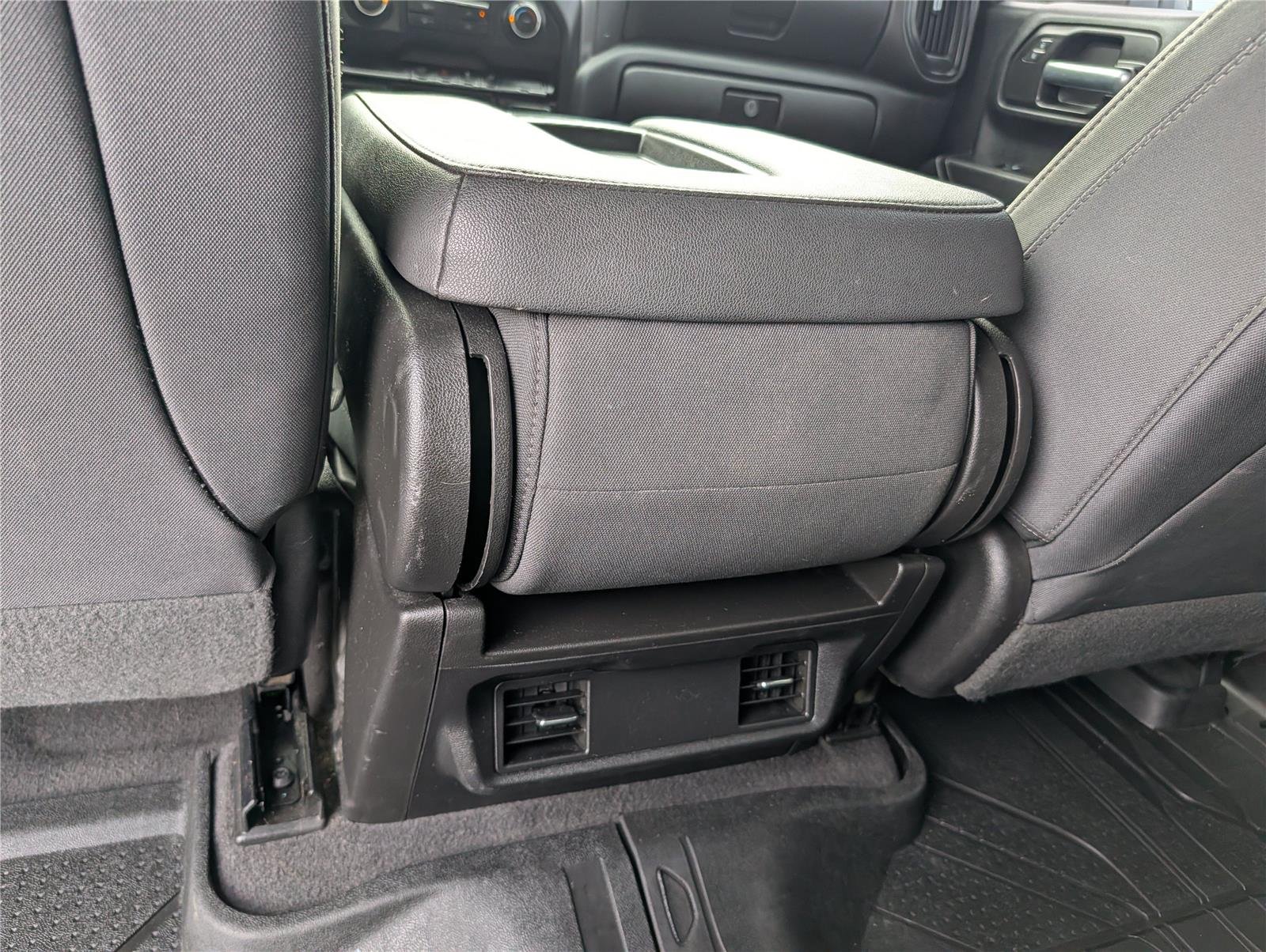 Used 2020 SUMMIT WHITE Chevrolet Custom image 29