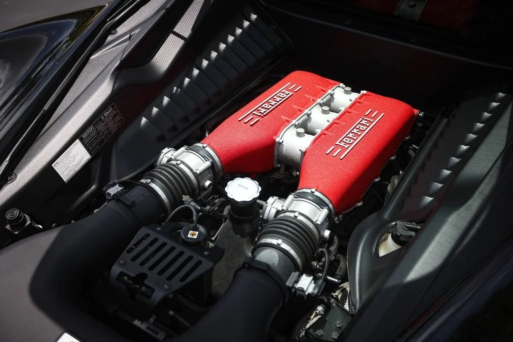 Certified Used 2011 Nero Daytona Ferrari Base image 21