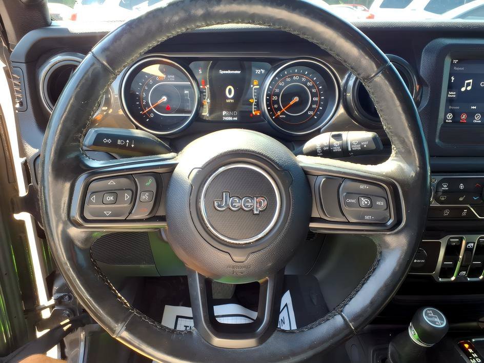 Used 2019 Granite Crystal Metallic Clearcoat Jeep Sport Altitude image 27