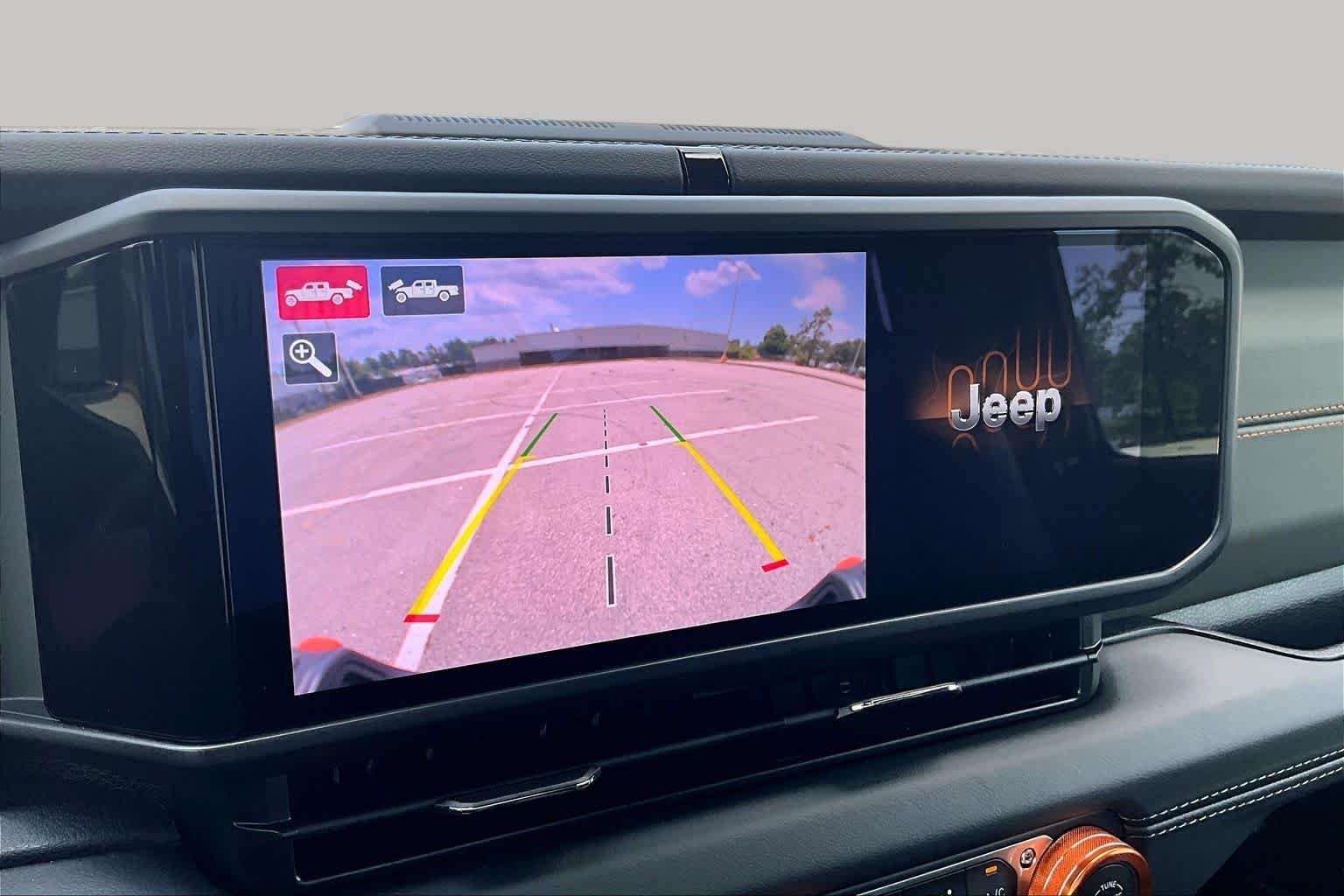 Used 2025 41 Jeep Mojave X image 27