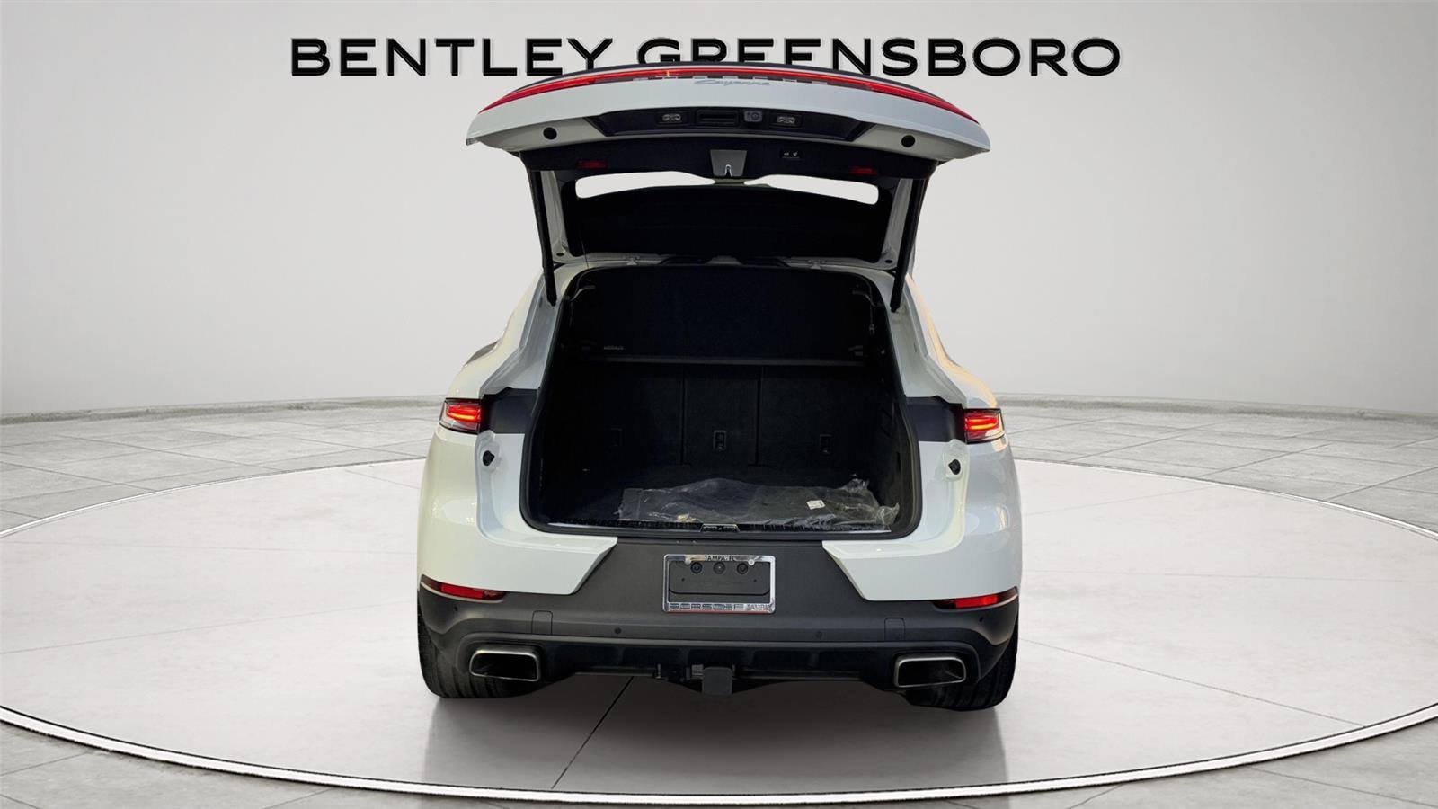 Used 2025 White Porsche  image 68