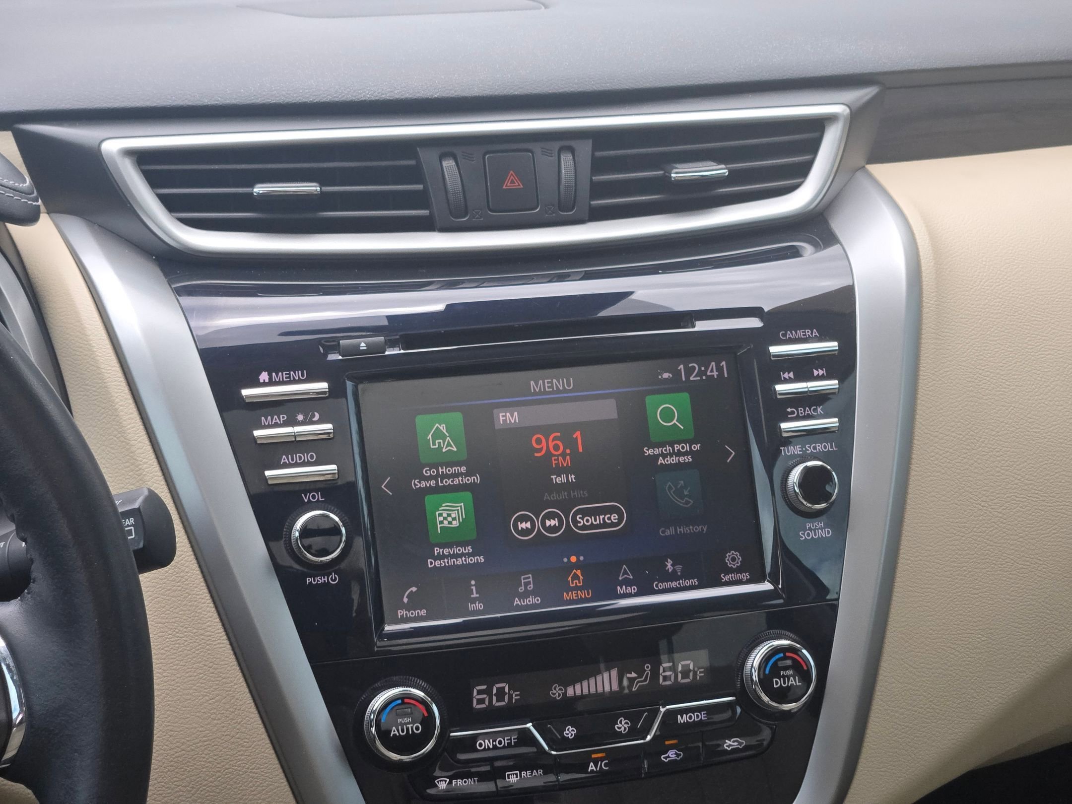 Used 2022 Pearl White Tricoat Nissan Platinum image 17