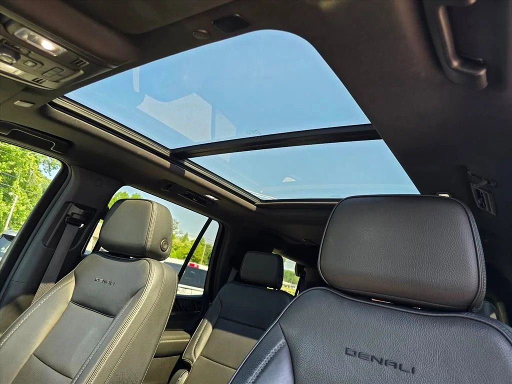 Used 2023 Sterling Metallic GMC Denali image 7