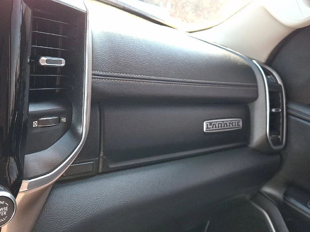 Used 2022 Bright White Clearcoat Ram Laramie image 27