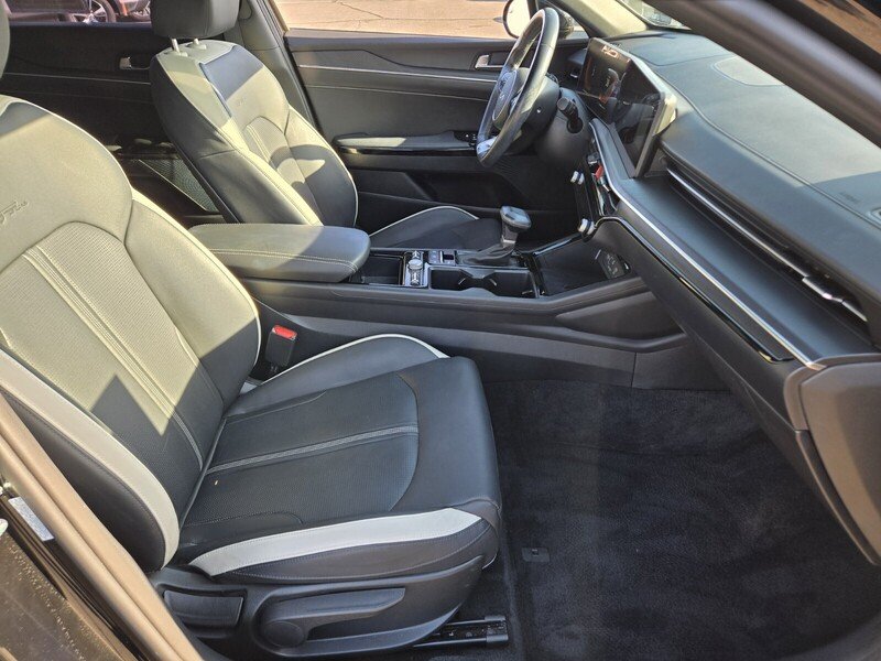 Used 2025 Aurora Black KIA GT-LINE AUTO FWD image 15