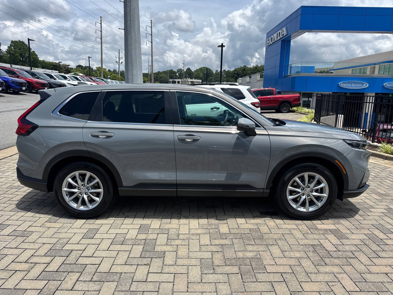 New 2026 Urban Gray Pearl Honda EX image 8