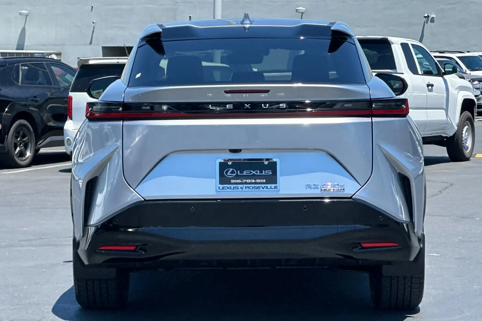 New 2026 Iridium Lexus  450e PREMIUM AWD image 8
