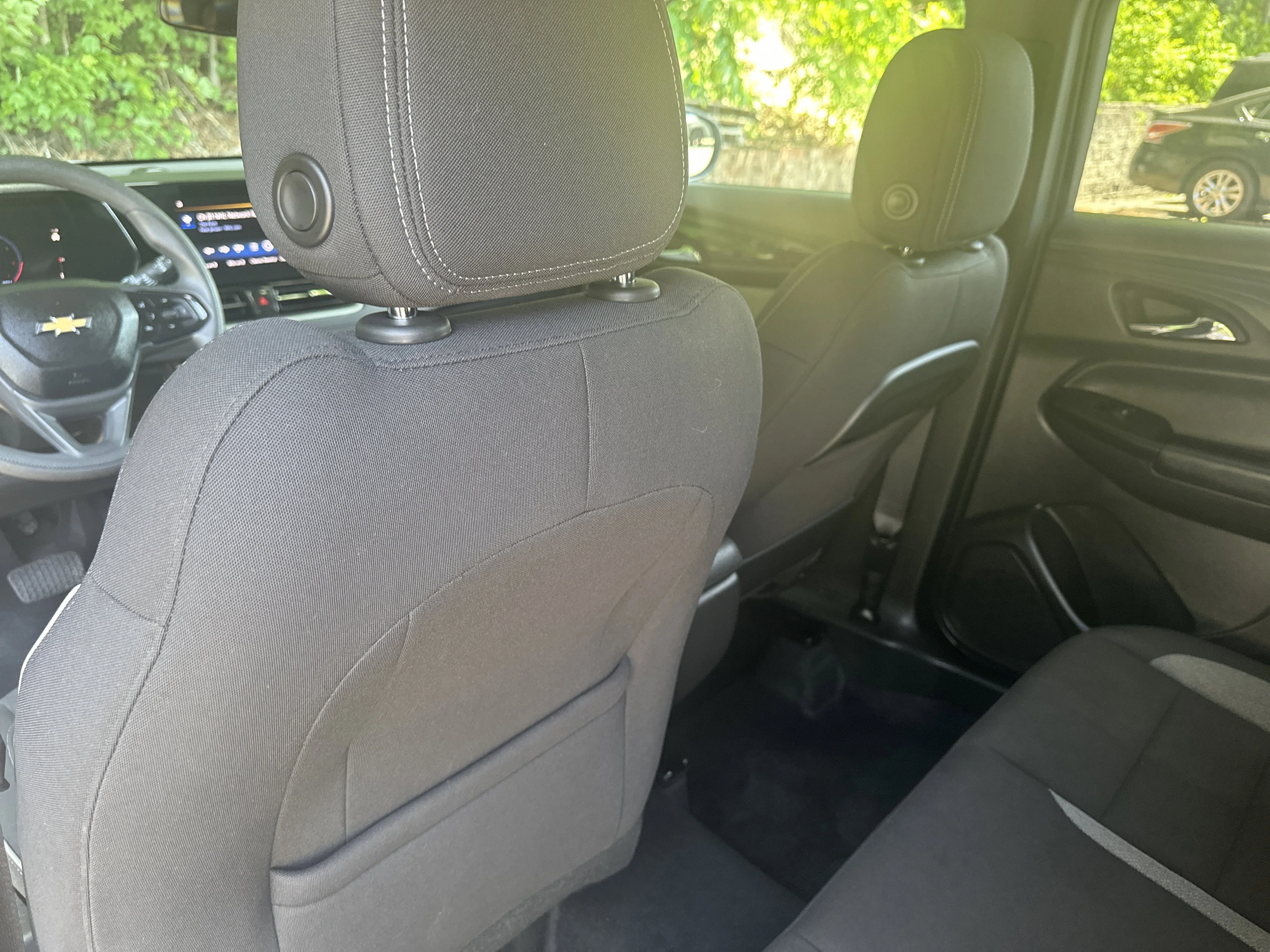 Used 2025 Sterling Gray Metallic Chevrolet LT image 20