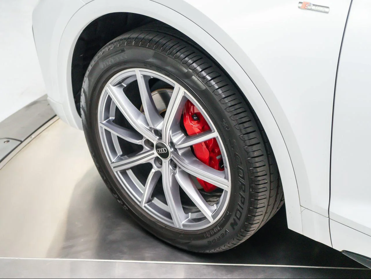 Used 2024 Glacier White Metallic Audi Premium Plus 55 TFSI e S line quattro S tronic image 13