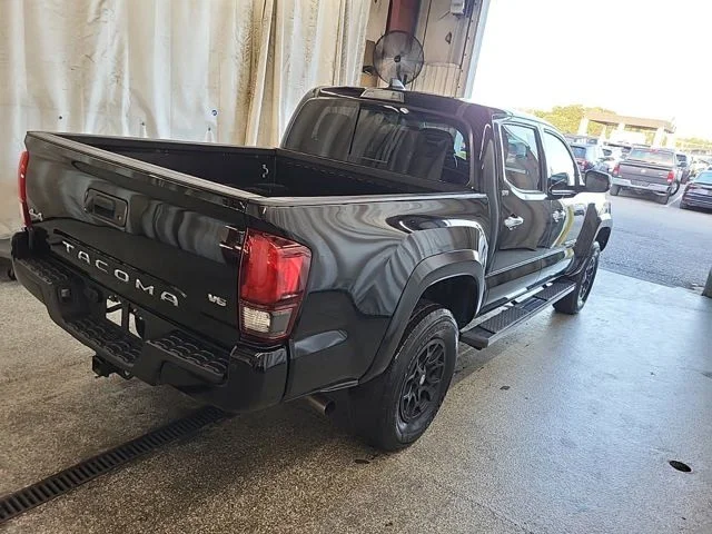 Used 2022 Black Toyota SR5 image 2