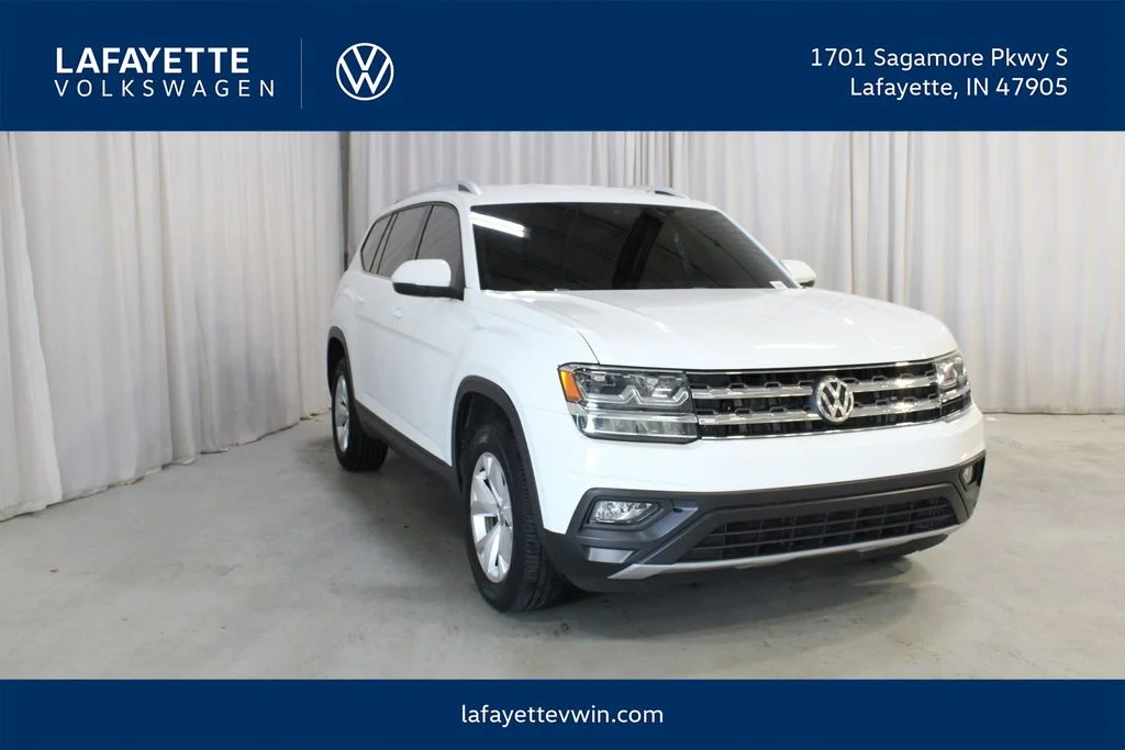 Used 2019 White Volkswagen 3.6L V6 SE image 1
