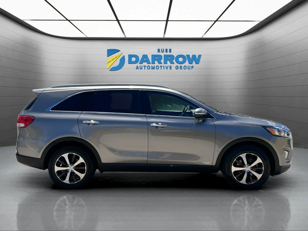 Used 2016 Silver Kia EX image 6