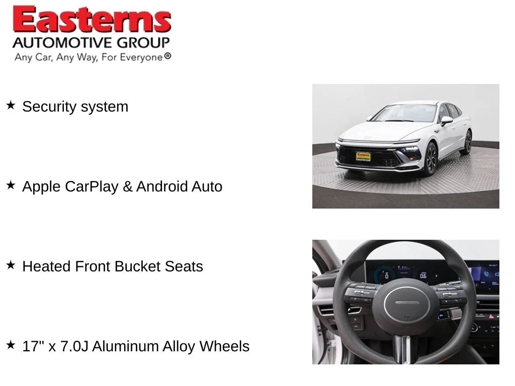 Used 2025 White Hyundai SEL image 11